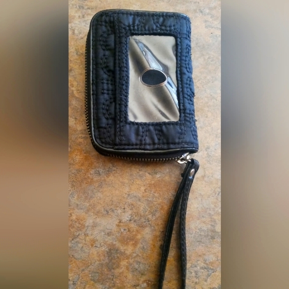 laura conrad Handbags - Laura Conrad Black Quilted Wristlet Card Case with Clear ID Window vintage